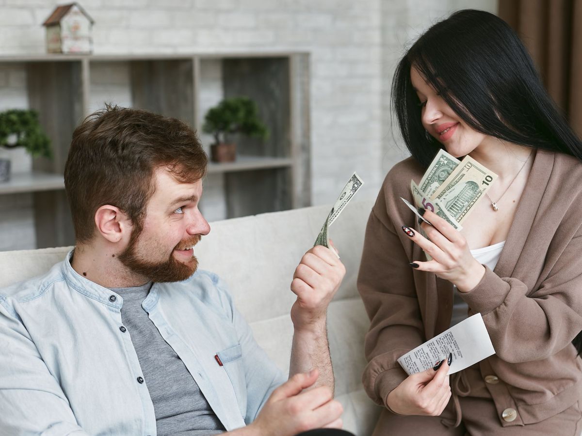 How Couples with Separate Finances Can Budget&nbsp;Together